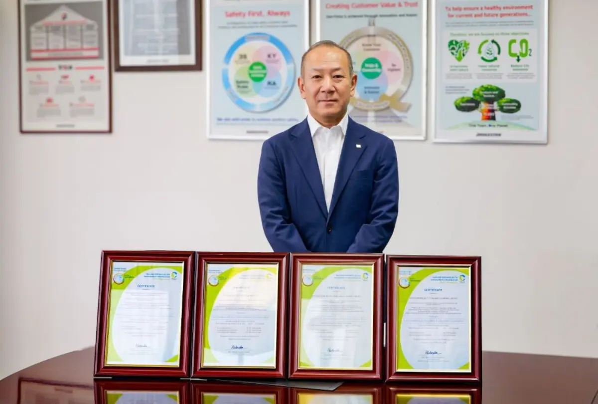 กลุ่มบริษัทในเครือไทยบริดจสโตน ได้แก่ บริษัท ไทยบริดจสโตน จำกัด (โรงงานหนองแค และศูนย์ยางหล่อดอก บริดจสโตน-บันแดก) บริษัท บริดจสโตนเซลส์ (ประเทศไทย) จำกัด และบริษัท บริดจสโตน เอ.ซี.ที (ประเทศไทย...
