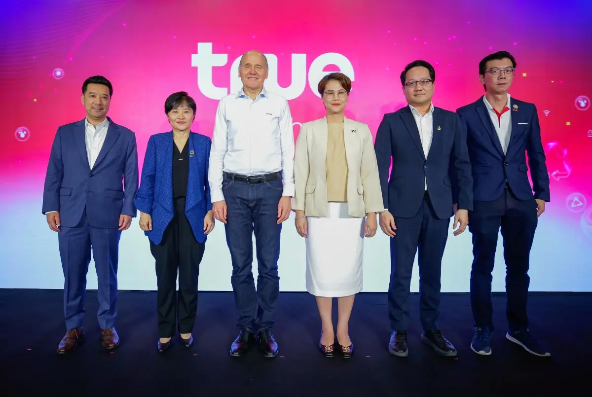 ทรู คอร์ปอเรชั่น ผู้นำบริษัทโทรคมนาคม-เทคโนโลยีของไทย ตอกย้ำพันธกิจด้านความยั่งยืน ประกาศยกระดับความร่วมมือกับพันธมิตรคู่ค้าไปอีกขั้น เปิดตัว “Green Financing Program” ครั้งแรกในเอเชีย...