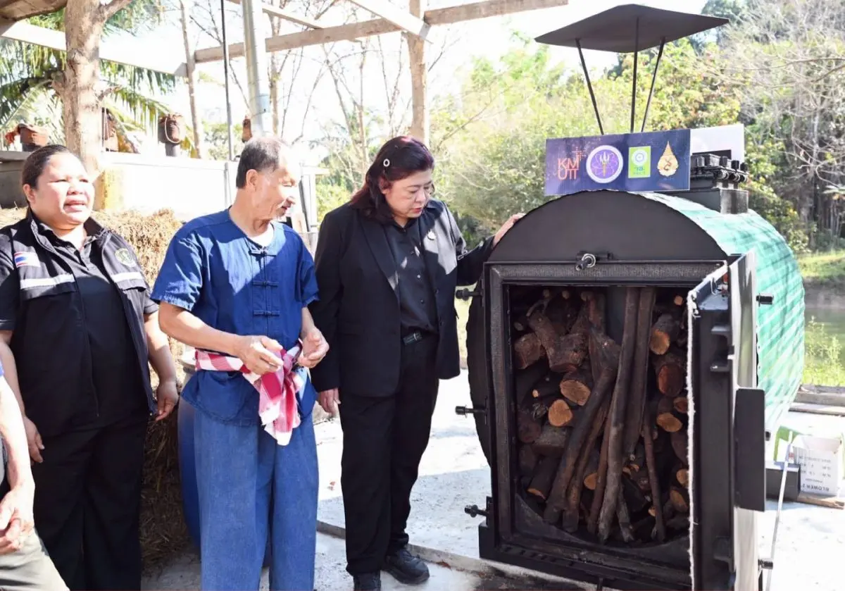 “โครงการของขวัญปีใหม่ อว. 2569” สำนักงานการวิจัยแห่งชาติ(วช.) กระทรวงการอุดมศึกษา วิทยาศาสตร์ วิจัยและนวัตกรรม จัด “พิธีส่งมอบนวัตกรรมเตาไบโอชาร์พลังงานชุมชน BioCycle Kiln“ โดย ดร.วิภารัตน์...