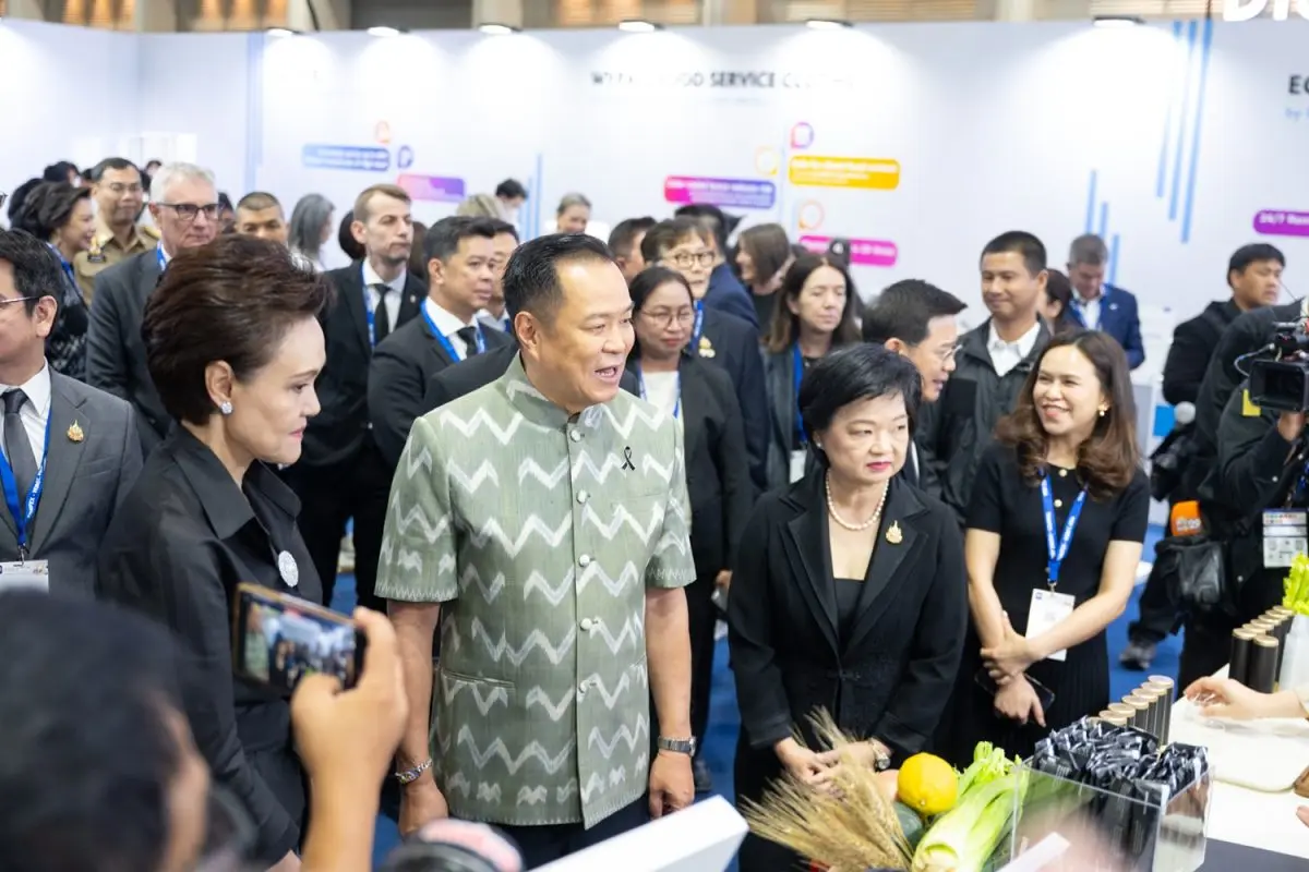 นายอนุทิน ชาญวีรกูล นายกรัฐมนตรี เป็นประธานในพิธีเปิดงานแสดงสินค้า THAIFEX – HOREC ASIA 2026 งานแสดงสินค้าธุรกิจบริการและร้านอาหารครบวงจร โดยมีนางศุภจี สุธรรมพันธุ์...