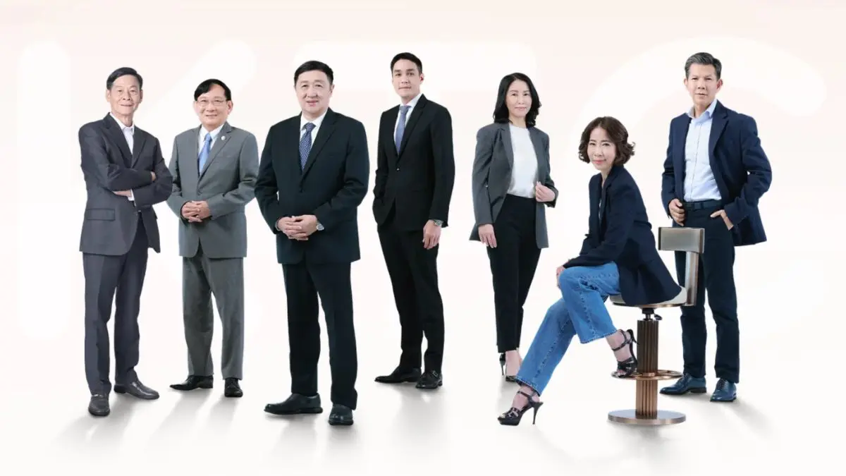 นายประสงค์ พูนธเนศ ประธานกรรมการ และนางพิทยา วรปัญญาสกุล ประธานเจ้าหน้าที่บริหาร “เคทีซี” หรือ บริษัท บัตรกรุงไทย จำกัด (มหาชน) พร้อมด้วยคณะกรรมการบริษัทฯ ...