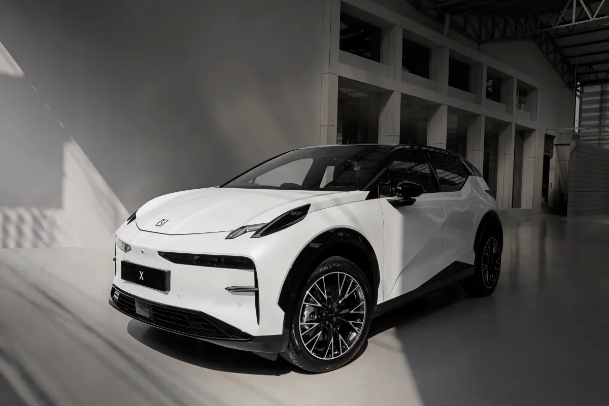 ZEEKR ใส่ใจทุกการเดินทางช่วงเทศกาลสงกรานต์ แนะนำการเตรียมความพร้อมรถ EV เพื่อการเดินทางอย่างมั่นใจและปลอดภัย