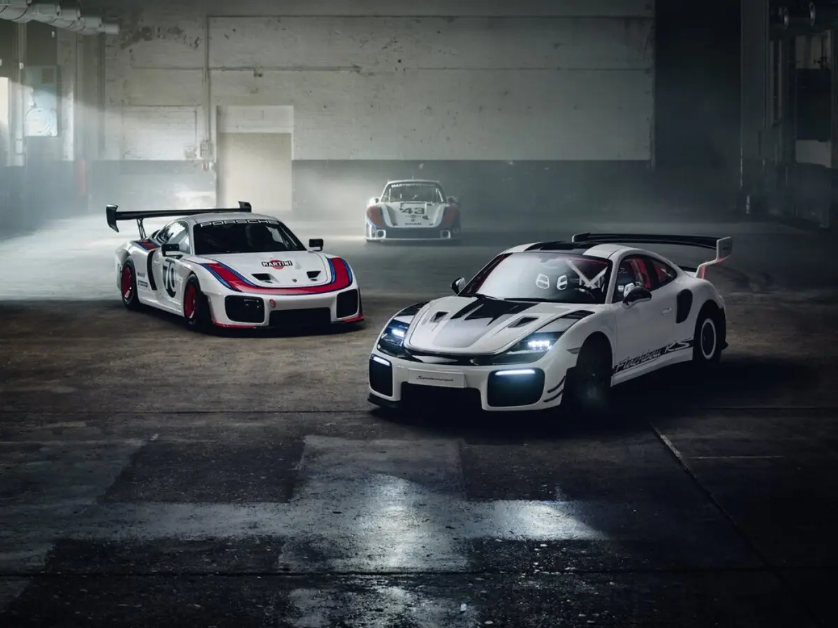 สมรรถนะที่เหนือยิ่งขึ้น พร้อมดีไซน์ Flachbau และปีกหลังในสไตล์ 911 GT3 R rennsport คือความต้องการของผู้ที่ชื่นชอบปอร์เช่ ซึ่งได้นำปอร์เช่ 911 GT2 RS ที่แทบไม่ผ่านการใช้งานมาให้ทีมงาน...